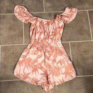 NWOT Amuse Society Off The Shoulder Romper